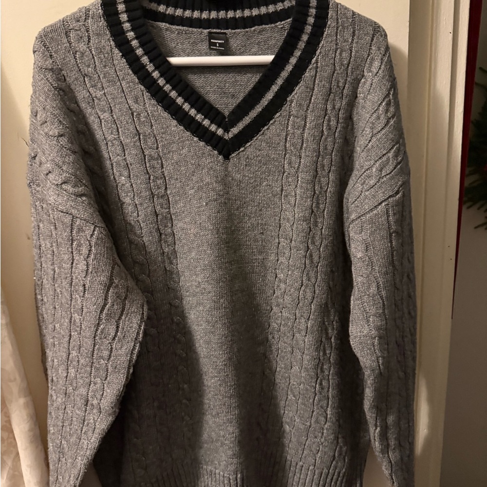 Classic Gray V-Neck Sweater with Black Trim